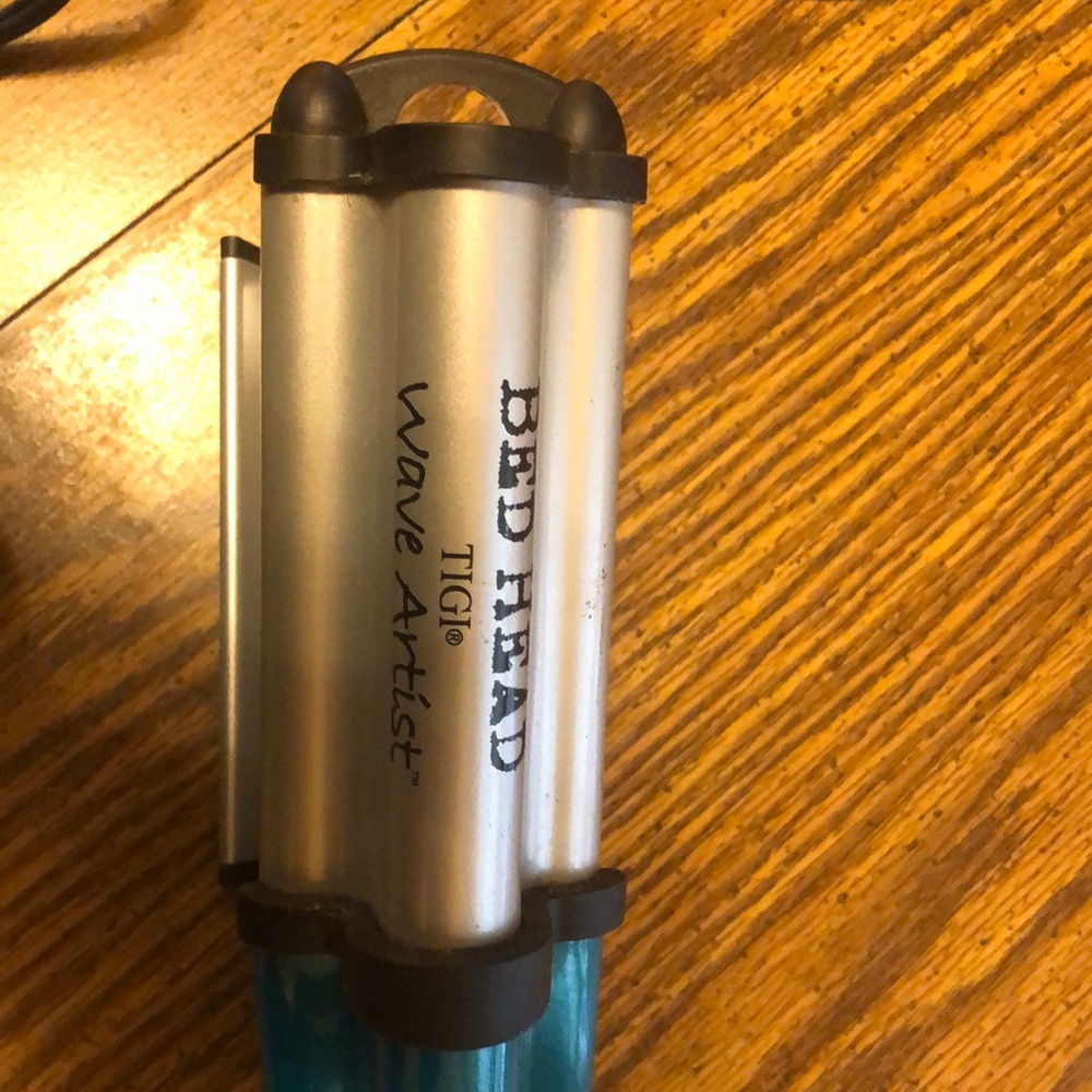 Brandnew Bedhead wave artist iron